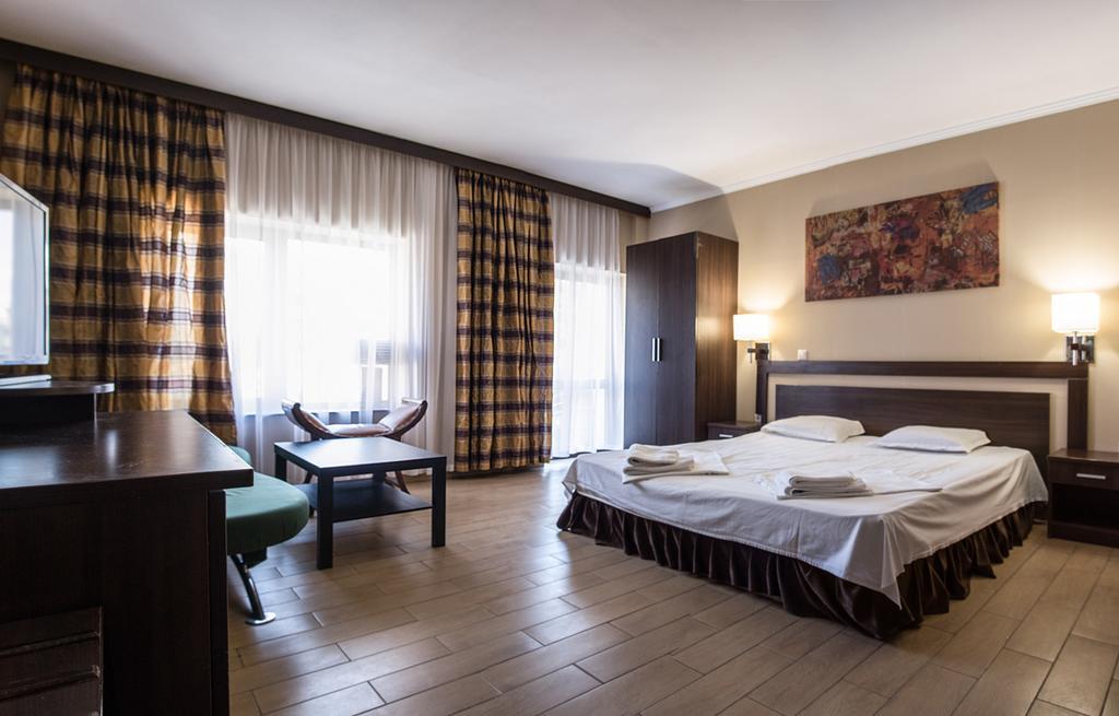 Art Hotel Várna Kültér fotó